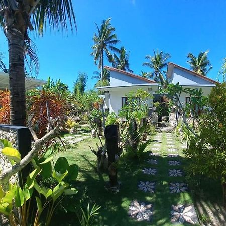 Pinpilinpauxa — Nusa Penida Pensionat Polilit Exteriör bild